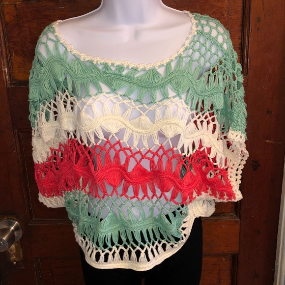 Vivid Collection Of NY Short Blouse - Picture 14 of 14